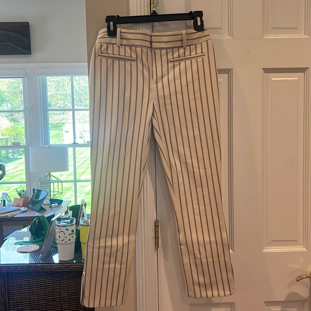 Anthropologie striped pants. The essential Slim size 0